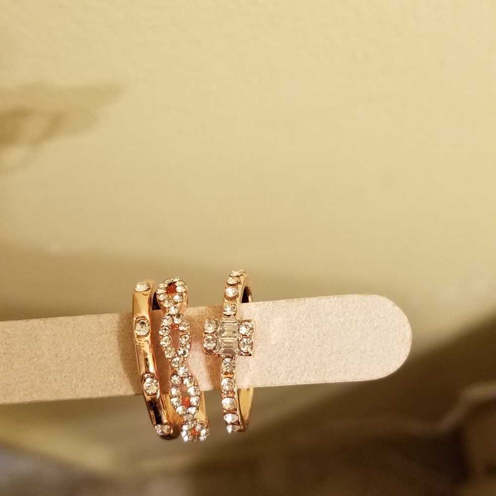 Stylish Stackable Ring Rose Gold Tone - image 1